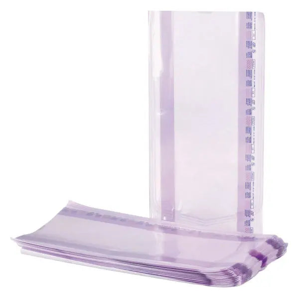 Autoclave sterilisation pouch with gusset