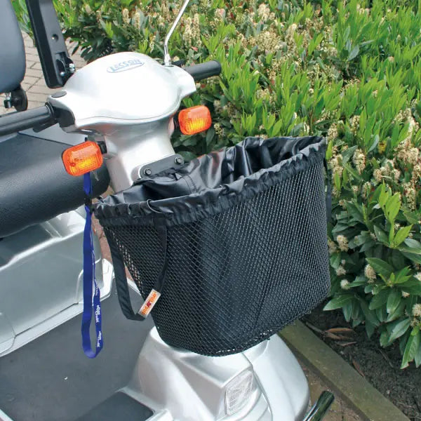 Scooter bag with rain hood