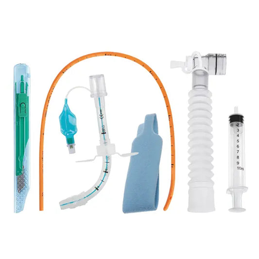 ScalpelCric surgical set for cricothyrotomy